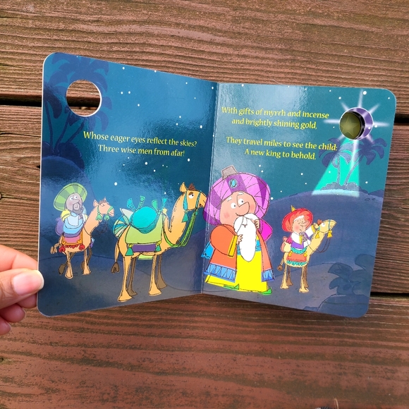 My First Bible 3 Book Box Set & O Little Town of Bethlehem Singing Board Books - Picture 8 of 10